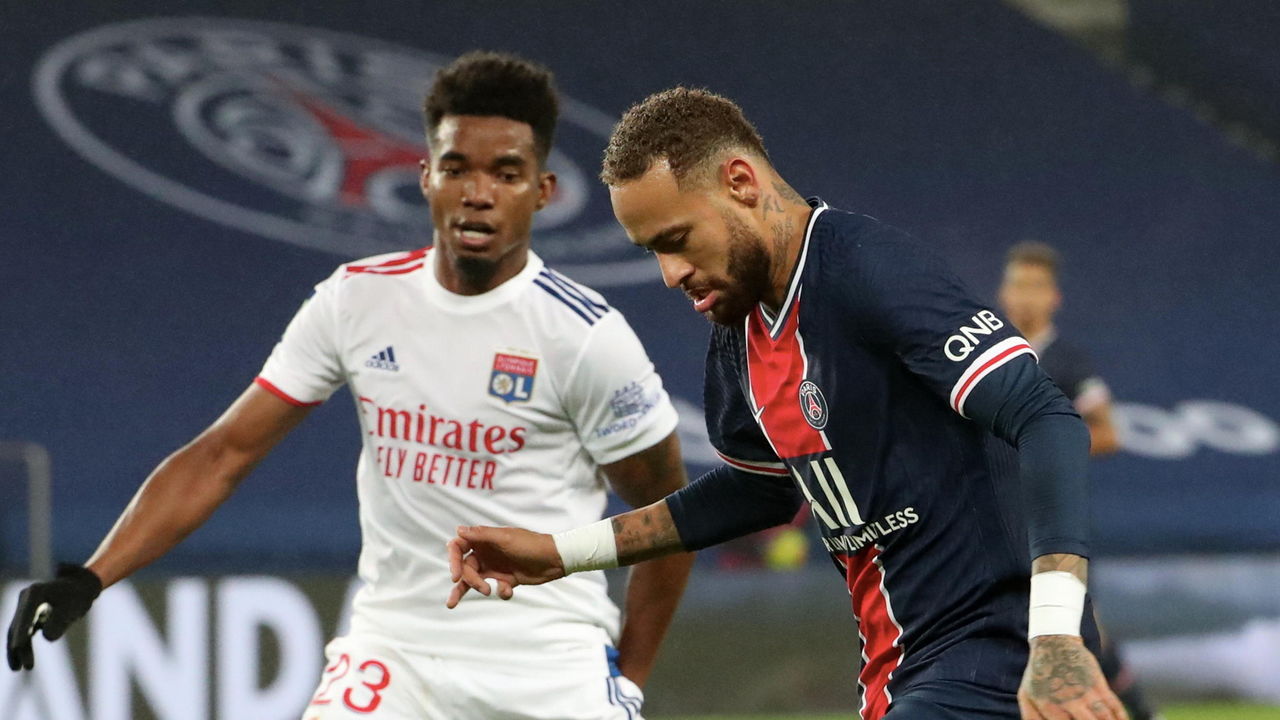 Lyon Manager Says Mendes Received Death Threats For Injuring Neymar Thescore Com