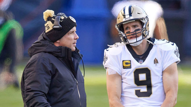 CHICAGO, IL - NOVEMBER 01: New Orleans Saints head coach Sean Payton chats with New Orleans Saints quarterback Drew Brees (9) in action during a game between the Chicago Bears and the New Orleans Saints on November 1st, 2020 at Soldier Stadium, in Chicago, IL.