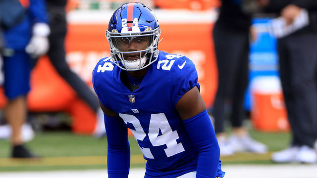 CINCINNATI, OHIO - NOVEMBER 29: James Bradberry #24 of the New York Giants on the field in the game against the Cincinnati Bengals at Paul Brown Stadium on November 29, 2020 in Cincinnati, Ohio.