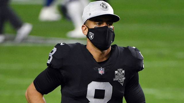 LAS VEGAS, NEVADA - DECEMBER 13: Quarterback Marcus Mariota #8 of the Las Vegas Raiders runs off the field after the team's 44-27 loss to the Indianapolis Colts at Allegiant Stadium on December 13, 2020 in Las Vegas, Nevada.