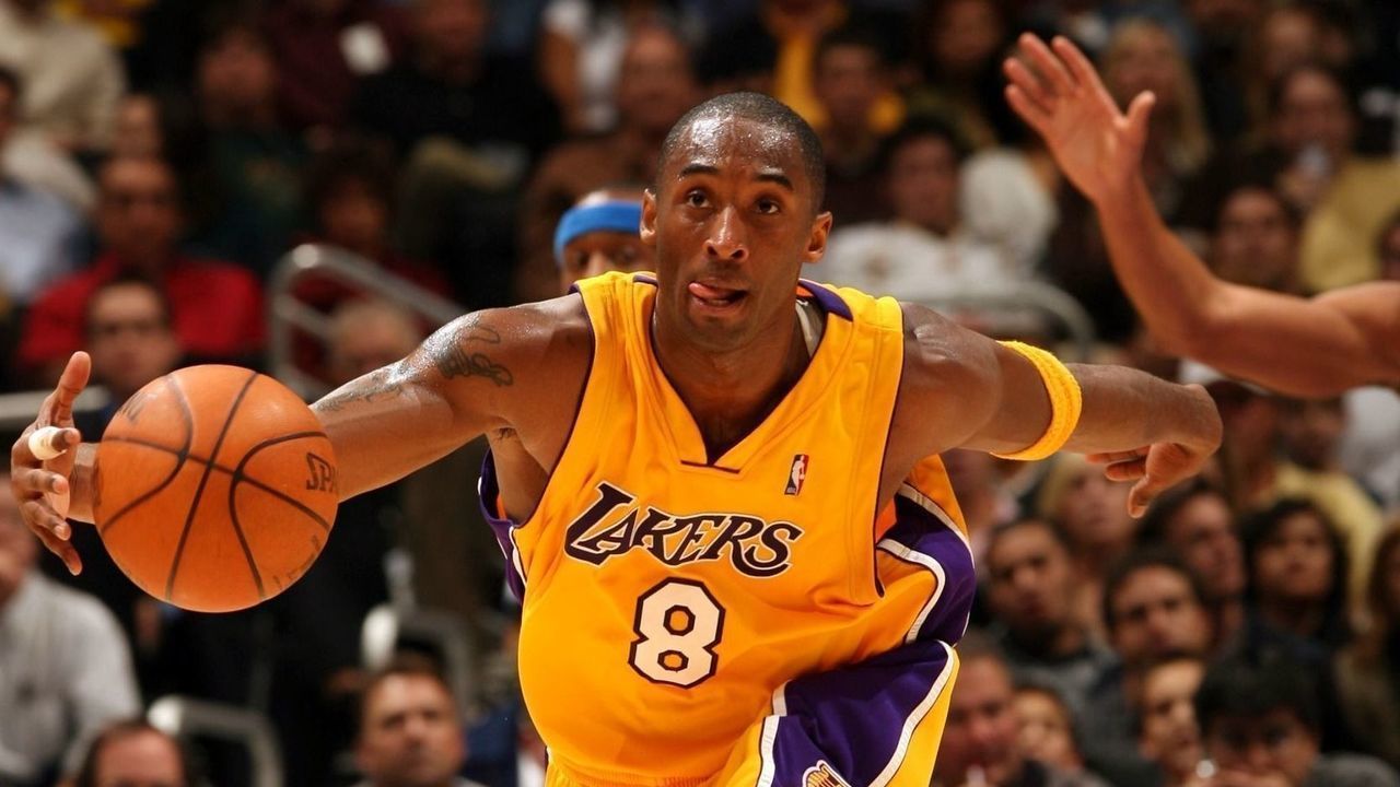UNITED STATES - DECEMBER 20: Basketball: Los Angeles Lakers Kobe Bryant (8) in action vs Dallas Mavericks, Los Angeles, CA 12/20/2005