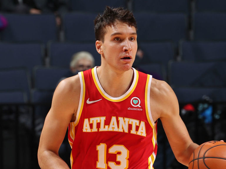 Hawks' Bogdan Bogdanovic suffers fractured knee