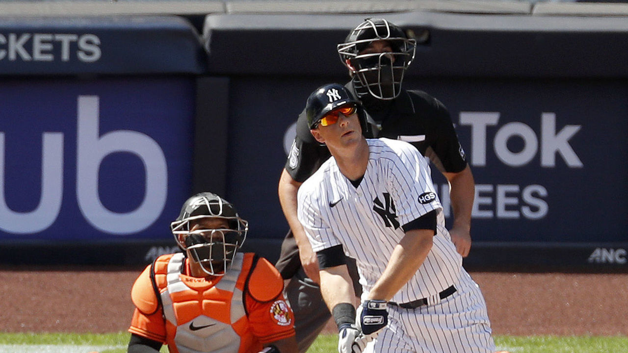 NEW YORK, NEW YORK - SEPTEMBER 12: (NEW YORK DAILIES OUT) DJ LeMahieu #26 of the New York Yankees in action against Dean Kremer #64 of the Baltimore Orioles at Yankee Stadium on September 12, 2020 in New York City. The Yankees defeated the Orioles 2-1 in ten innings.