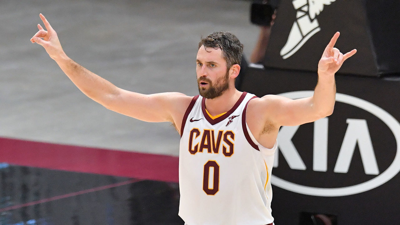 CLEVELAND, OHIO - DECEMBER 12: Kevin Love #0 of the Cleveland Cavaliers signals to his teammates during the first half of a preseason game against the Indiana Pacers at Rocket Mortgage Fieldhouse on December 12, 2020 in Cleveland, Ohio.