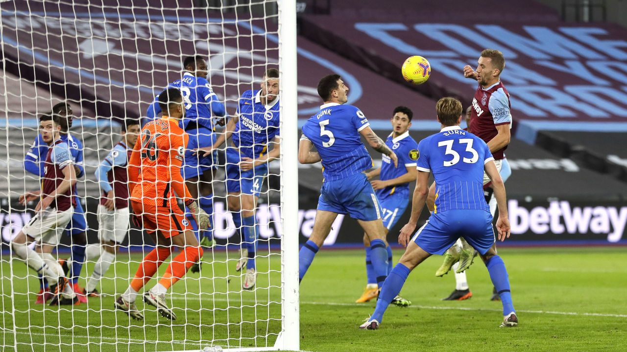 LONDON, ENGLAND - DECEMBER 27: Tomas Soucek of West Ham United scores their team's second goal during the Premier League match between West Ham United and Brighton & Hove Albion at London Stadium on December 27, 2020 in London, England. The match will be played without fans, behind closed doors as a Covid-19 precaution.