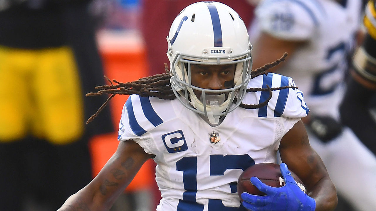 PITTSBURGH, PENNSYLVANIA - DECEMBER 27: Wide receiver T.Y. Hilton #13 of the Indianapolis Colts runs with the ball after a catch against the Pittsburgh Steelers in the second quarter of their game at Heinz Field on December 27, 2020 in Pittsburgh, Pennsylvania.