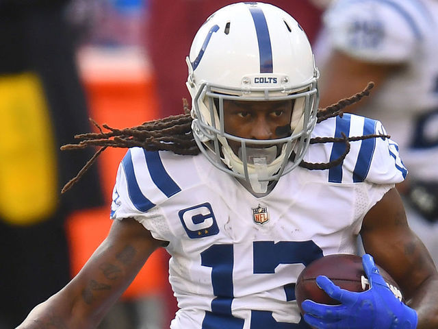 Colts expect Hilton to miss multiple games with neck injury