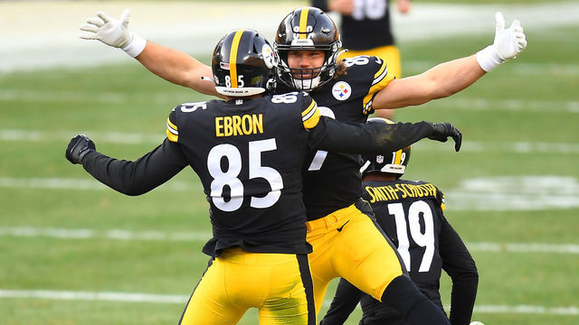 PITTSBURGH, PENNSYLVANIA - DECEMBER 27: Tight end Eric Ebron #85 of the Pittsburgh Steelers celebrates with tight end Vance McDonald #89 after Ebron made a touchdown reception against the Indianapolis Colts in the fourth quarter of their game at Heinz Field on December 27, 2020 in Pittsburgh, Pennsylvania.