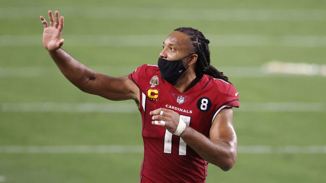 GLENDALE, ARIZONA - DECEMBER 26: Wide receiver Larry Fitzgerald #11 of the Arizona Cardinals waves to the fans after the second half against the San Francisco 49ers at State Farm Stadium on December 26, 2020 in Glendale, Arizona.
