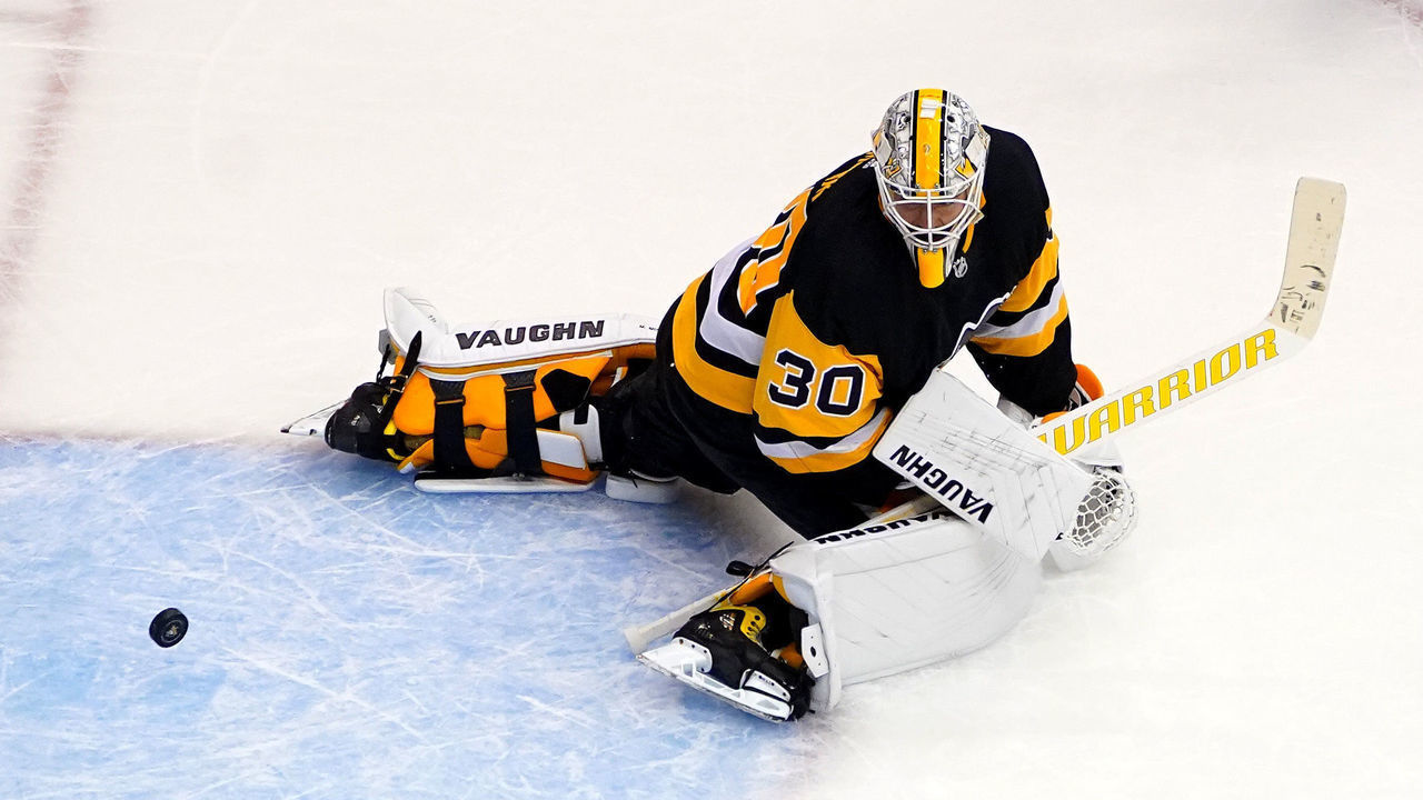 TORONTO, ONTARIO - AUGUST 01: Matt Murray #30 of the Pittsburgh Penguins is unable to stop a shot from Jeff Petry #26 of the Montreal Canadiens to end Game One of the Eastern Conference Qualification Round prior to the 2020 NHL Stanley Cup Playoffs at Scotiabank Arena on August 01, 2020 in Toronto, Ontario. The Montreal Canadiens defeated the Pittsburgh Penguins 3-2 in overtime.