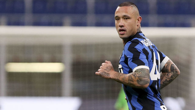 MILAN, ITALY - NOVEMBER 22: (BILD ZEITUNG OUT) Radja Nainggolan of FC Internazionale looks on during the Serie A match between FC Internazionale and Torino FC at Stadio Giuseppe Meazza on November 22, 2020 in Milan, Italy.