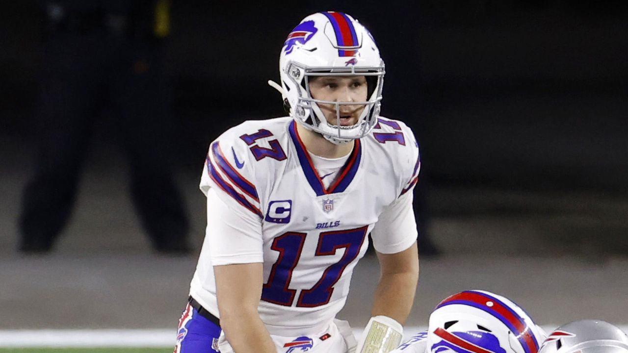 FOXBOROUGH, MA - DECEMBER 28: Buffalo Bills quarterback Josh Allen (17) checks the defense during a game between the New England Patriots and the Buffalo Bills on December 28, 2020, at Gillette Stadium in Foxborough, Massachusetts.