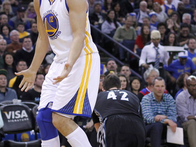 Warriors' Andrew Bogut doesn't sound optimistic about return date