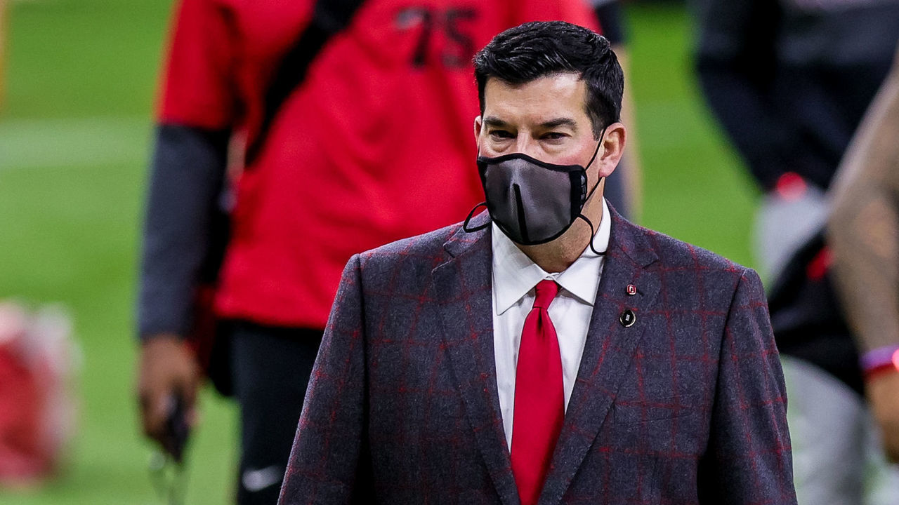 NEW ORLEANS, LA - JANUARY 01: Ohio State Buckeyes head coach Ryan Day arrives at the stadium before the game between the Clemson Tigers and the Ohio State Buckeyes on January 1, 2021 at the Mercedes-Benz Superdome in New Orleans, LA.
