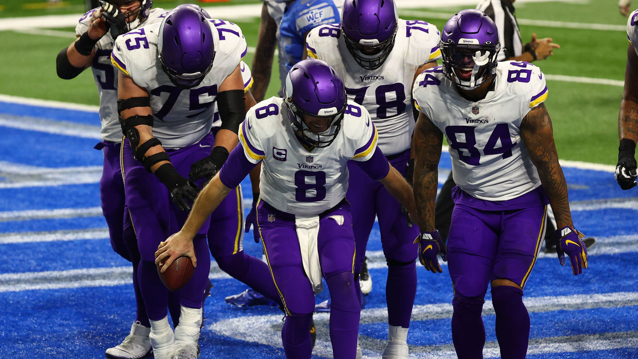 Cousins throws 3 TDs, Vikings end with 37-35 win over Lions