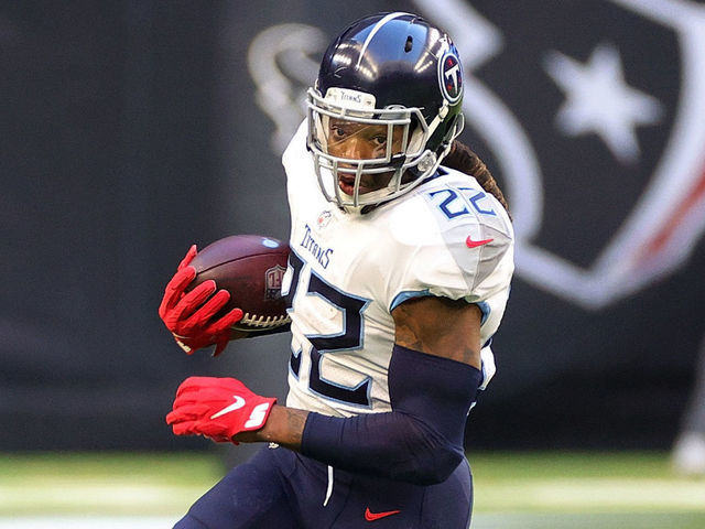 Derrick Henry becomes 8th player with 2,000 yards rushing