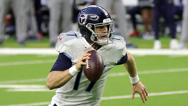 HOUSTON, TEXAS - JANUARY 03: Ryan Tannehill #17 of the Tennessee Titans looks to pass during the second half of a game against the Houston Texans at NRG Stadium on January 03, 2021 in Houston, Texas.