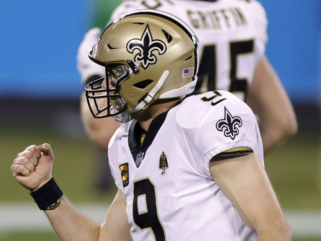 Saints rout Panthers 33-7 to earn No. 2 seed in NFC playoffs