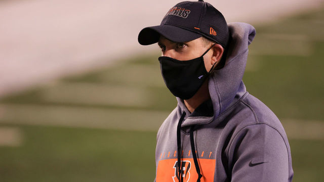 CINCINNATI, OH - DECEMBER 21: Cincinnati Bengals head coach Zac Taylor walks off the field after the game against the Pittsburgh Steelers and the Cincinnati Bengals on December 21, 2020, at Paul Brown Stadium in Cincinnati, OH.