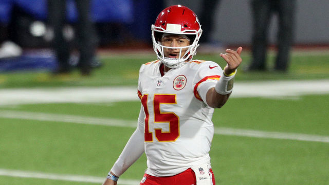 ORCHARD PARK, NEW YORK - OCTOBER 19: Patrick Mahomes #15 of the Kansas City Chiefs signals during the third quarter against the Buffalo Bills at Bills Stadium on October 19, 2020 in Orchard Park, New York.