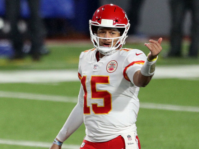 ORCHARD PARK, NEW YORK - OCTOBER 19: Patrick Mahomes #15 of the Kansas City Chiefs signals during the third quarter against the Buffalo Bills at Bills Stadium on October 19, 2020 in Orchard Park, New York.