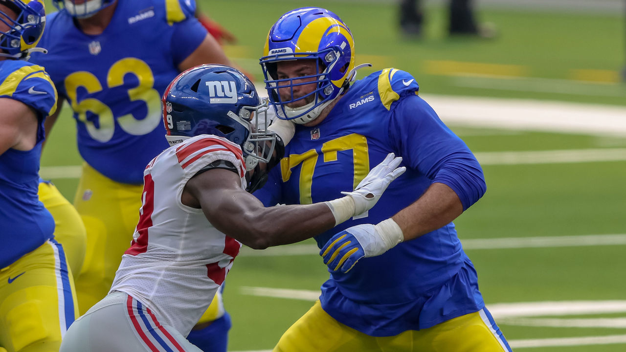 INGLEWOOD, CA - OCTOBER 04: Los Angeles Rams offensive tackle Andrew Whitworth (77) slowing down the rush during an NFL football game between the New York Giants and the Los Angeles Rams on October 04, 2020, at SoFi Stadium in Inglewood, CA.