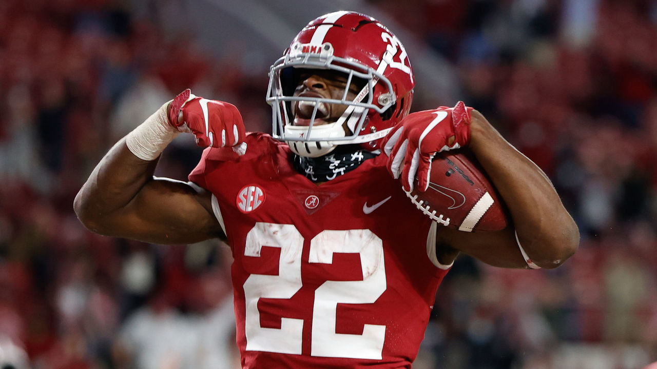 Najee Harris adjusts to Alabama humidity, Pittsburgh cold 