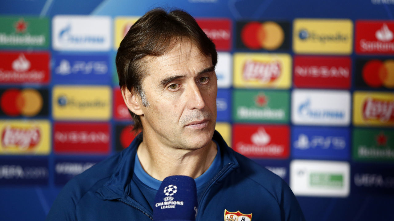 SEVILLE, SPAIN - DECEMBER 02: Julen Lopetegui, Manager of Sevilla reacts as he speaks to the media following the UEFA Champions League Group E stage match between FC Sevilla and Chelsea FC at Estadio Ramon Sanchez Pizjuan on December 02, 2020 in Seville, Spain. Sporting stadiums around Spain remain under strict restrictions due to the Coronavirus Pandemic as Government social distancing laws prohibit fans inside venues resulting in games being played behind closed doors.