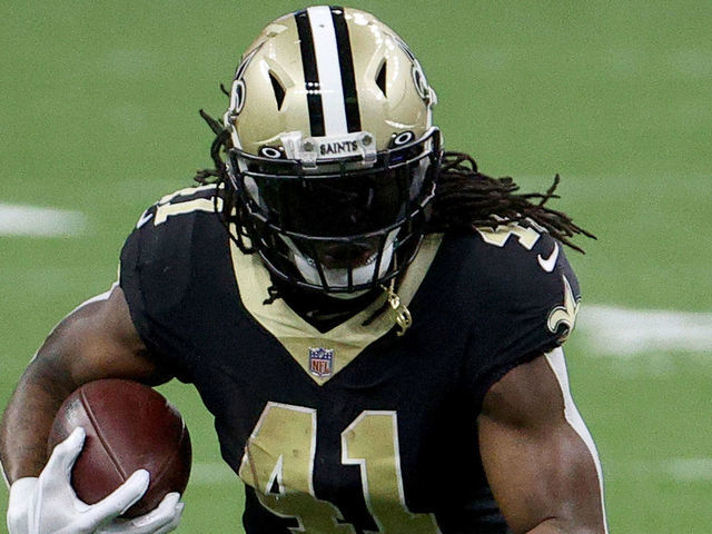 NEW ORLEANS, LOUISIANA - JANUARY 10: Alvin Kamara #41 of the New Orleans Saints runs with the ball during the second quarter against the Chicago Bears in the NFC Wild Card Playoff game at Mercedes Benz Superdome on January 10, 2021 in New Orleans, Louisiana.