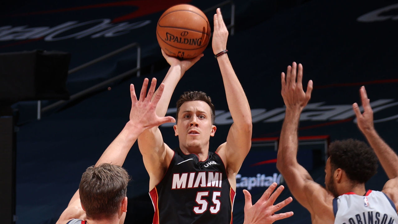 WASHINGTON, DC - JANUARY 09: Duncan Robinson #55 of the Miami Heat shoots the ball against the Washington Wizards on January 9, 2020 at Capital One Arena in Washington, DC. Mandatory Copyright Notice: Copyright 2020 NBAE