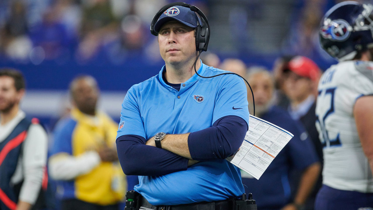 INDIANAPOLIS, IN - NOVEMBER 18: Tennessee Titans tight ends coach Arthur Smith looks on in game action between the Indianapolis Colts and the Tennessee Titans on November 18, 2018 at Lucas Oil Stadium in Indianapolis, Indiana.
