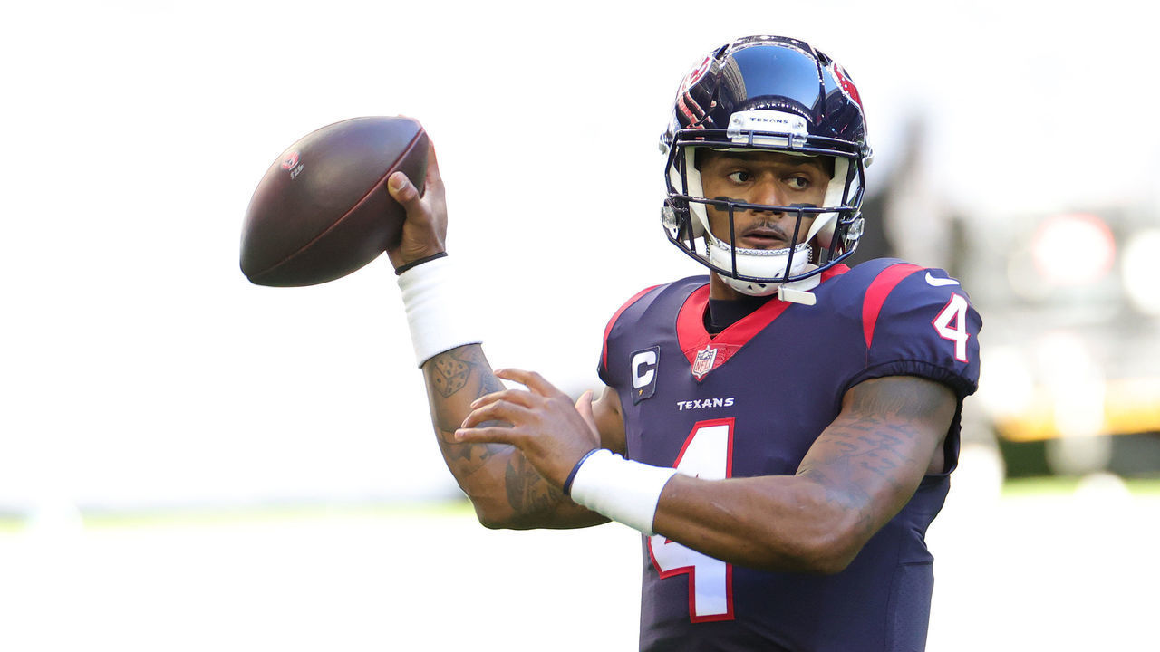 HOUSTON, TEXAS - JANUARY 03: Deshaun Watson #4 of the Houston Texans in action against the Tennessee Titans during a game at NRG Stadium on January 03, 2021 in Houston, Texas.