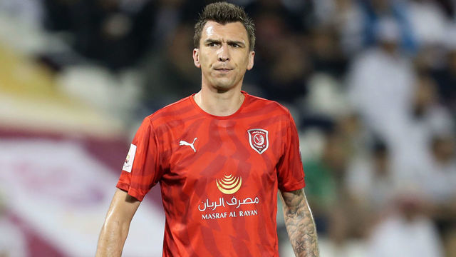 Al-Duhail's Croatian forward Mario Mandzukic looks on during the Qatar Cup final match between Al-Sadd and Al-Duhail at the Jassim Bin Hamad Stadium on January 17, 2020. - Al-Sadd won the match 4-0.
