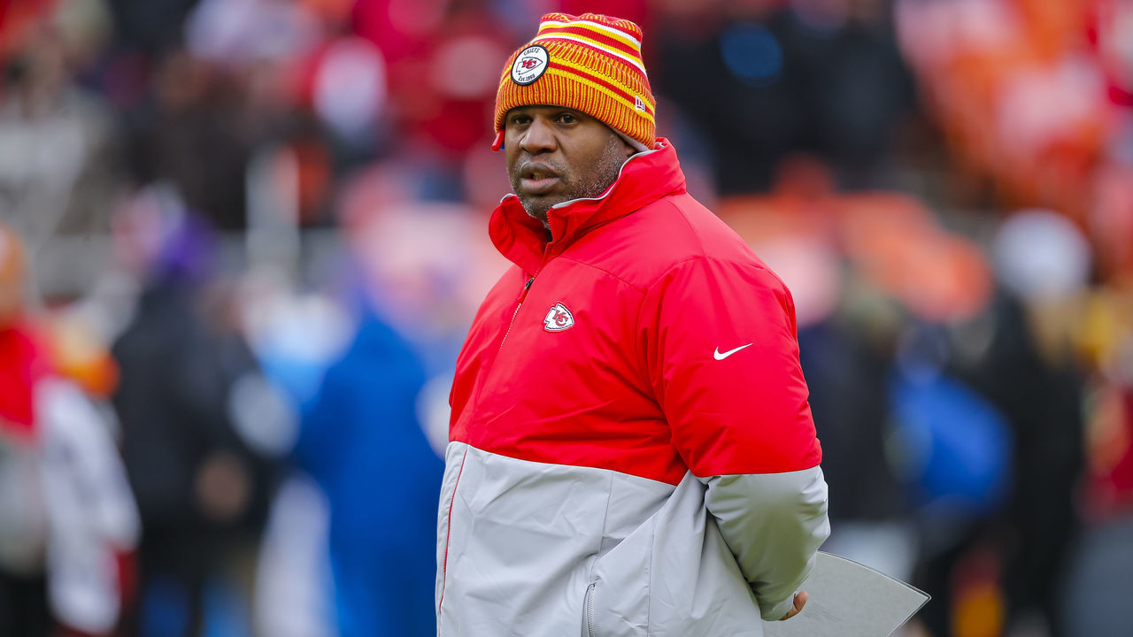 KANSAS CITY, MO - JANUARY 12: Kansas City Chiefs offensive coordinator Eric Bieniemy watches pregame warmups prior to the AFC Divisional playoff game against the Houston Texans at Arrowhead Stadium on January 12, 2020 in Kansas City, Missouri.