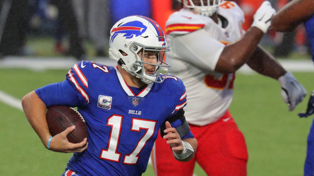 ORCHARD PARK, NY - OCTOBER 19: Josh Allen #17 of the Buffalo Bills runs the ball during the first half against the Kansas City Chiefs at Bills Stadium on October 19, 2020 in Orchard Park, New York.