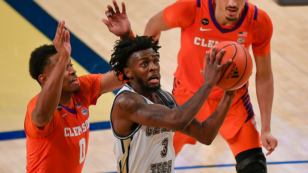 ATLANTA, GA JANUARY 20: Georgia Tech guard Bubba Parham (3) drives to the basket during the NCAA basketball game between the Clemson Tigers and the Georgia Tech Yellow Jackets on January 20th, 2021 at Hank McCamish Pavilion in Atlanta, GA.