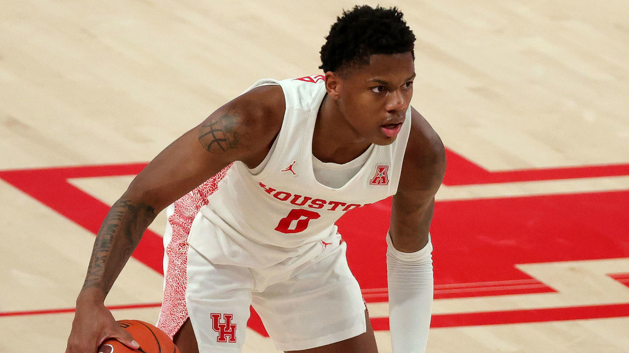 HOUSTON, TEXAS - JANUARY 17: Marcus Sasser #0 of the Houston Cougars in action against the UCF Knights during a game at Fertitta Center on January 17, 2021 in Houston, Texas.