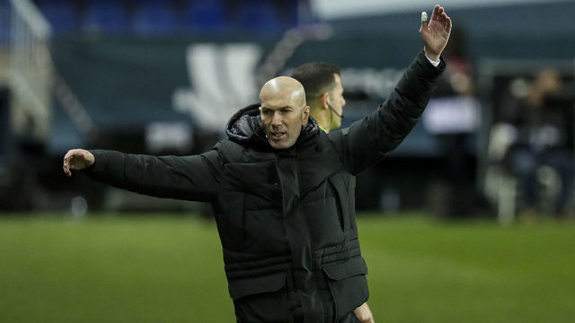 MALAGA, SPAIN - JANUARY 14: coach Zinedine Zidane of Real Madrid during the Spanish Super Cup match between Real Madrid v Athletic de Bilbao at the La Rosaleda Stadium on January 14, 2021 in Malaga Spain