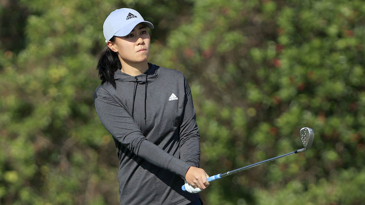 LAKE BUENA VISTA, FLORIDA - JANUARY 21: Danielle Kang plays a shot on the fourth hole during the first round of the Diamond Resorts Tournament Of Champions at Tranquilo Golf Course at the Four Seasons Golf and Sports Club on January 21, 2021 in Lake Buena Vista, Florida.