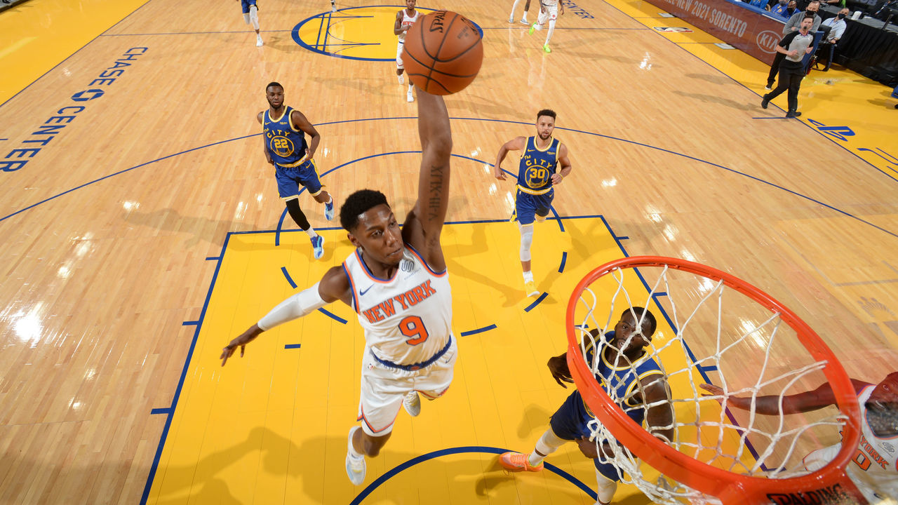 SAN FRANCISCO, CA - January 21: RJ Barrett #9 of the New York Knicks dunks the ball against the Golden State Warriors on January 21, 2021 at Chase Center in San Francisco, California. NOTE TO USER: User expressly acknowledges and agrees that, by downloading and or using this photograph, user is consenting to the terms and conditions of Getty Images License Agreement. Mandatory Copyright Notice: Copyright 2021 NBAE