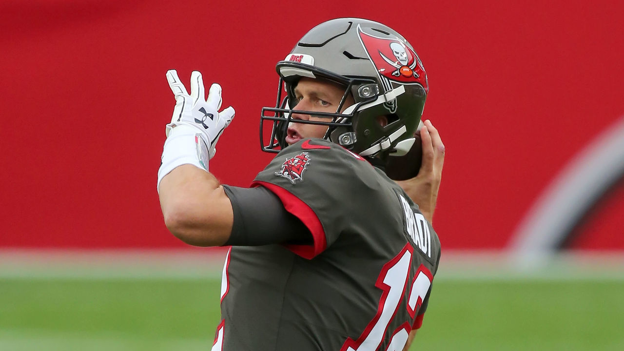 TAMPA, FL - JANUARY 03: Tom Brady (12) of the Bucs throws the ball downfield during the regular season game between the Atlanta Falcons and the Tampa Bay Buccaneers on January 03, 2021 at Raymond James Stadium in Tampa, Florida.