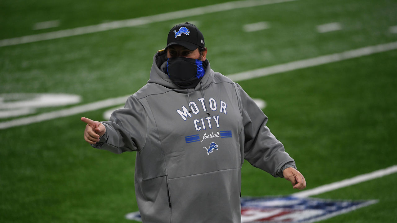 DETROIT, MICHIGAN - NOVEMBER 26: Head coach Matt Patricia of the Detroit Lions speaks to his team prior to a game against the Houston Texans at Ford Field on November 26, 2020 in Detroit, Michigan.