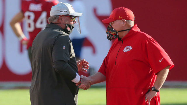 TAMPA, FL - NOVEMBER 29: Bucs Head Coach Bruce Arians shakes hands with Chiefs Head Coach Andy Reid before the regular season game between the Kansas City Chiefs and the Tampa Bay Buccaneers on November 29, 2020 at Raymond James Stadium in Tampa, Florida.