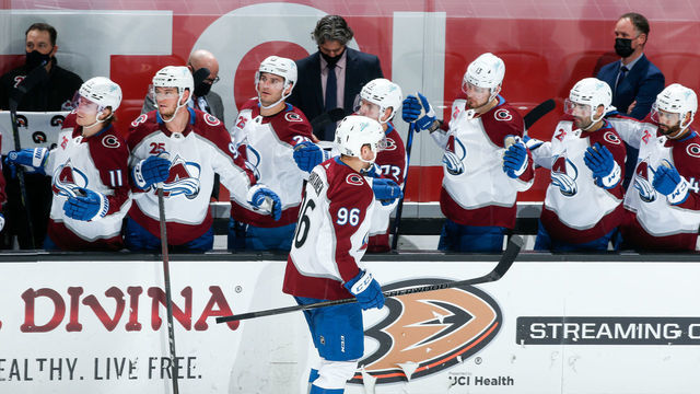 ANAHEIM, CA - JANUARY 24: Mikko Rantanen #96 of the Colorado Avalanche celebrates his third-period goal against the Anaheim Ducks with the bench during the game at Honda Center on January 24, 2021 in Anaheim, California.
