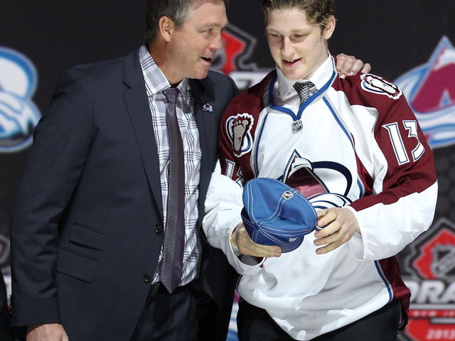 Patrick Roy draws on sauna pep talk to ease playoff pressure on Nathan MacKinnon