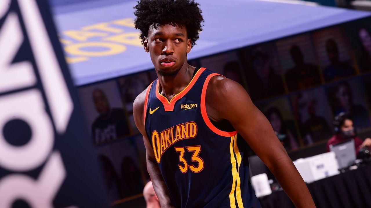SAN FRANCISCO, CA - January 20: James Wiseman #33 of the Golden State Warriors looks on during the game against the San Antonio Spurs on January 20, 2021 at Chase Center in San Francisco, California. NOTE TO USER: User expressly acknowledges and agrees that, by downloading and or using this photograph, user is consenting to the terms and conditions of Getty Images License Agreement. Mandatory Copyright Notice: Copyright 2021 NBAE