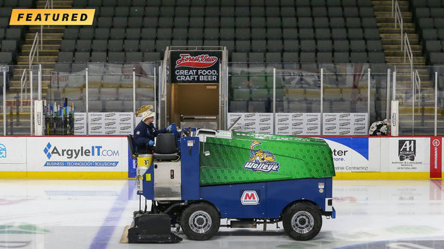 Below the NHL, players are scrambling: 'I just want to play a hockey game'