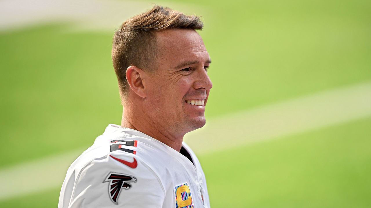 MINNEAPOLIS, MINNESOTA - OCTOBER 18: Matt Ryan #2 of the Atlanta Falcons looks on before the game against the Minnesota Vikings at U.S. Bank Stadium on October 18, 2020 in Minneapolis, Minnesota.
