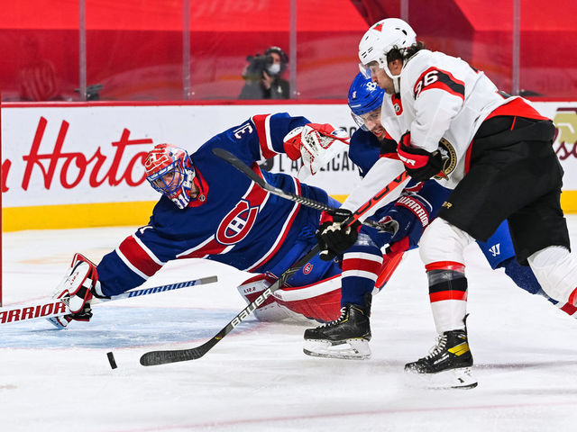 MONTREAL, QC - FEBRUARY 04: Montreal Canadiens goalie Carey Price (31) tracks the puck during the Ottawa Senators versus the Montreal Canadiens game on February 4, 2021, at Bell Centre in Montreal, QC