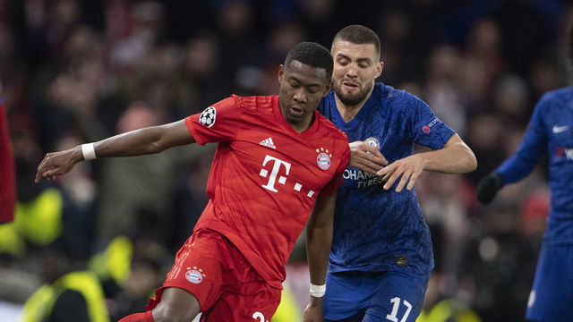 LONDON, ENGLAND - FEBRUARY 25: Mateo Kovacic of Chelsea and David Alaba of Bayern Munich during the UEFA Champions League round of 16 first leg match between Chelsea FC and FC Bayern Muenchen at Stamford Bridge on February 25, 2020 in London, United Kingdom.